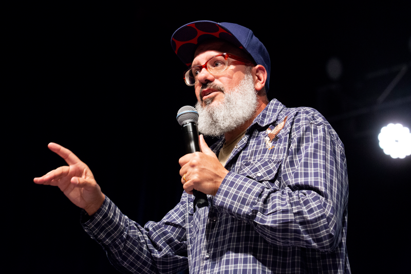 Illustration for article titled David Cross can’t muster an original way to confront Trump in Oh, Come On